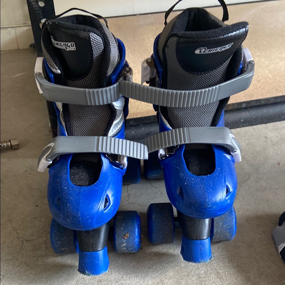 Chic Kids Blue Roller Skates with Gray Accents